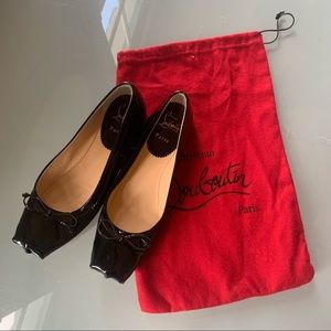 CHRISTIAN LOUBOUTIN Mamadrague Black Leather Flats